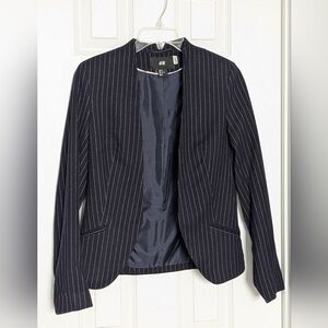 H&M Women's (Size 2) Navy/White Lined Pinstripe Blazer/Jacket